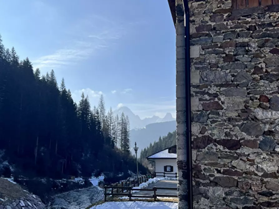 Immagine 15 di Appartamento in vendita  in Via 6 Novembre a Comelico Superiore