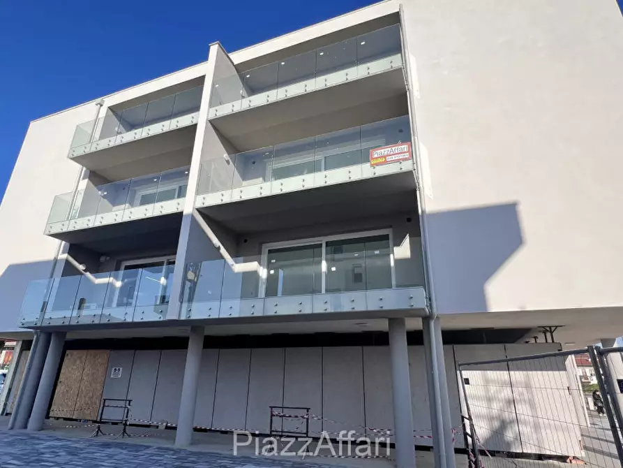 Immagine 3 di Appartamento in vendita  in Via Roma a Fosso'