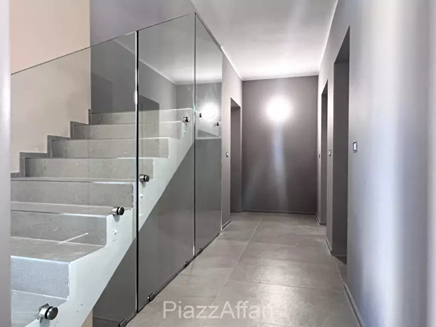 Immagine 13 di Appartamento in vendita  in Via Roma a Fosso'