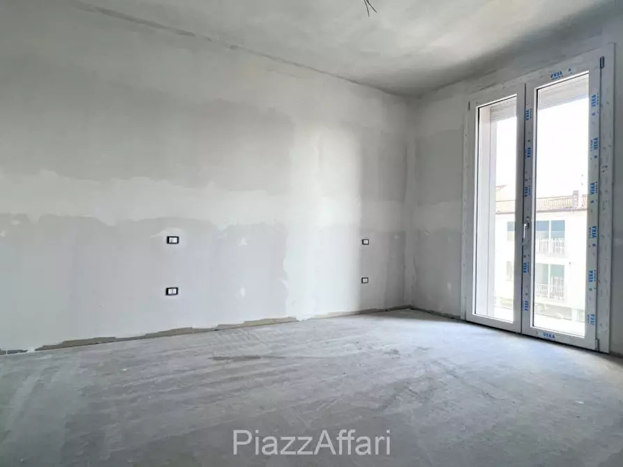 Immagine 14 di Appartamento in vendita  in Via Roma a Fosso'