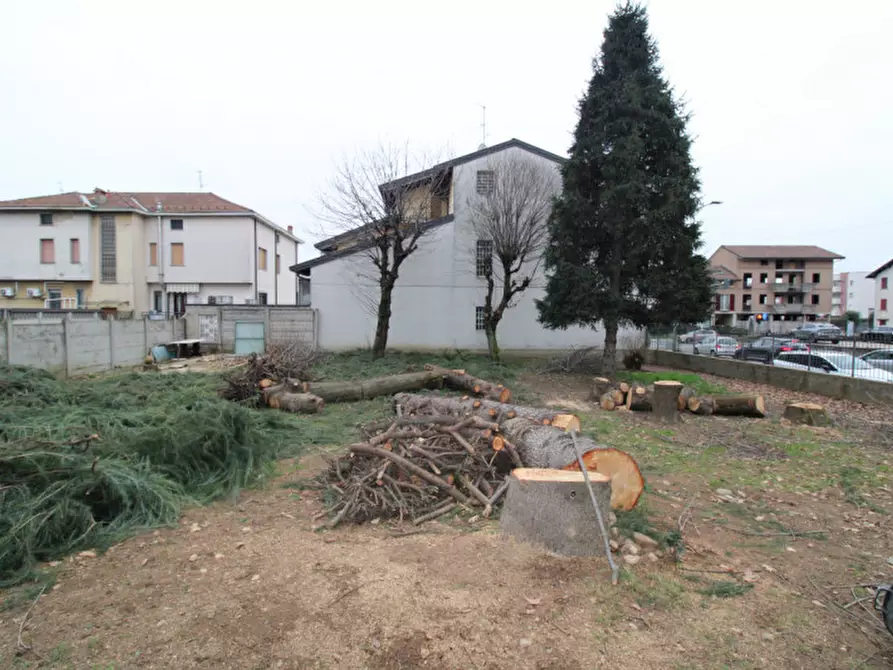 Immagine 6 di Terreno in vendita  in Via Cesare Battisti 4 a Giussano
