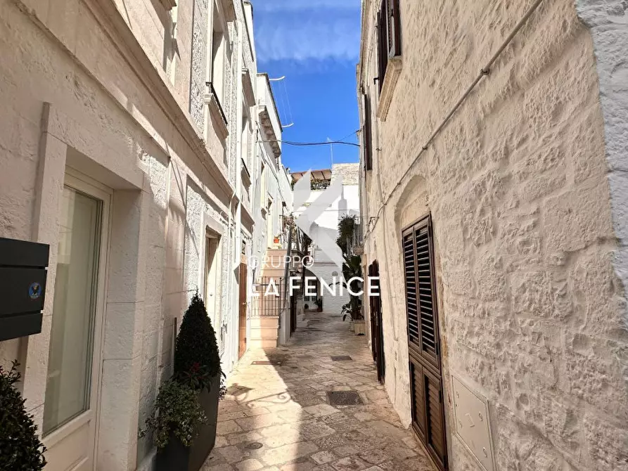 Immagine 8 di Casa indipendente in vendita  in Via Morelli a Locorotondo