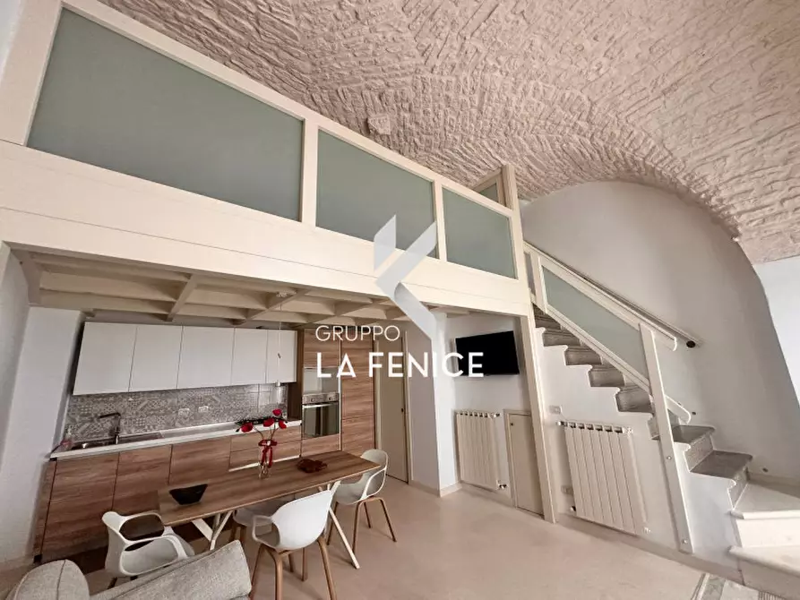 Immagine 14 di Casa indipendente in vendita  in Via Morelli a Locorotondo