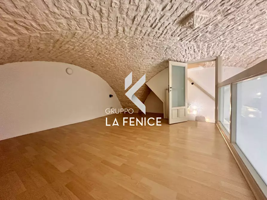 Immagine 22 di Casa indipendente in vendita  in Via Morelli a Locorotondo