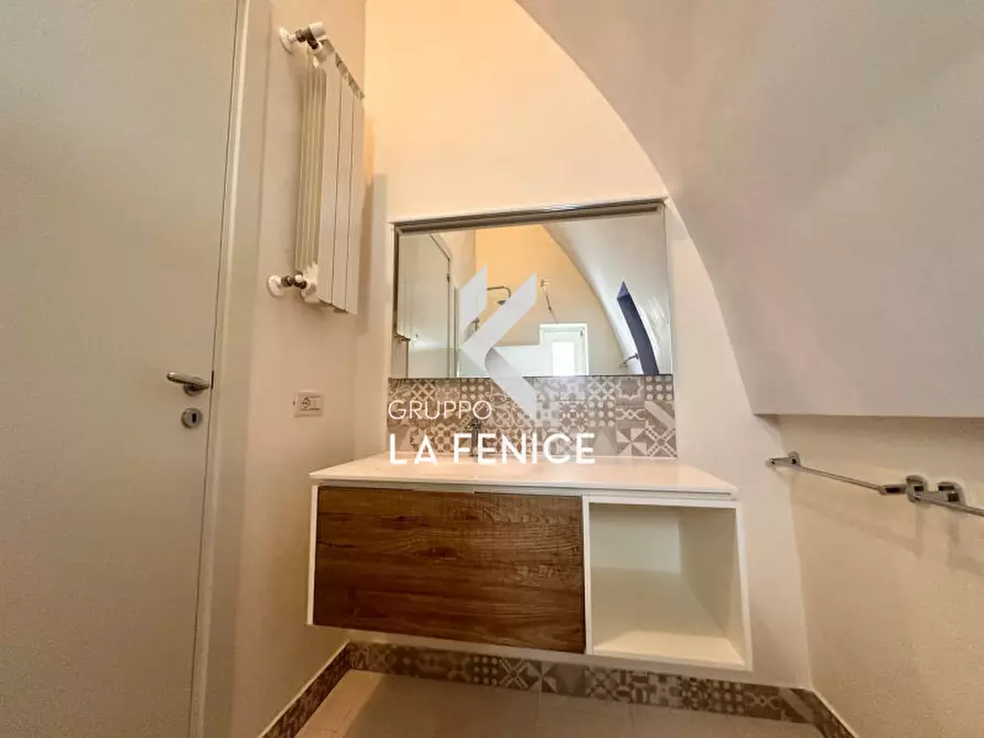 Immagine 31 di Casa indipendente in vendita  in Via Morelli a Locorotondo