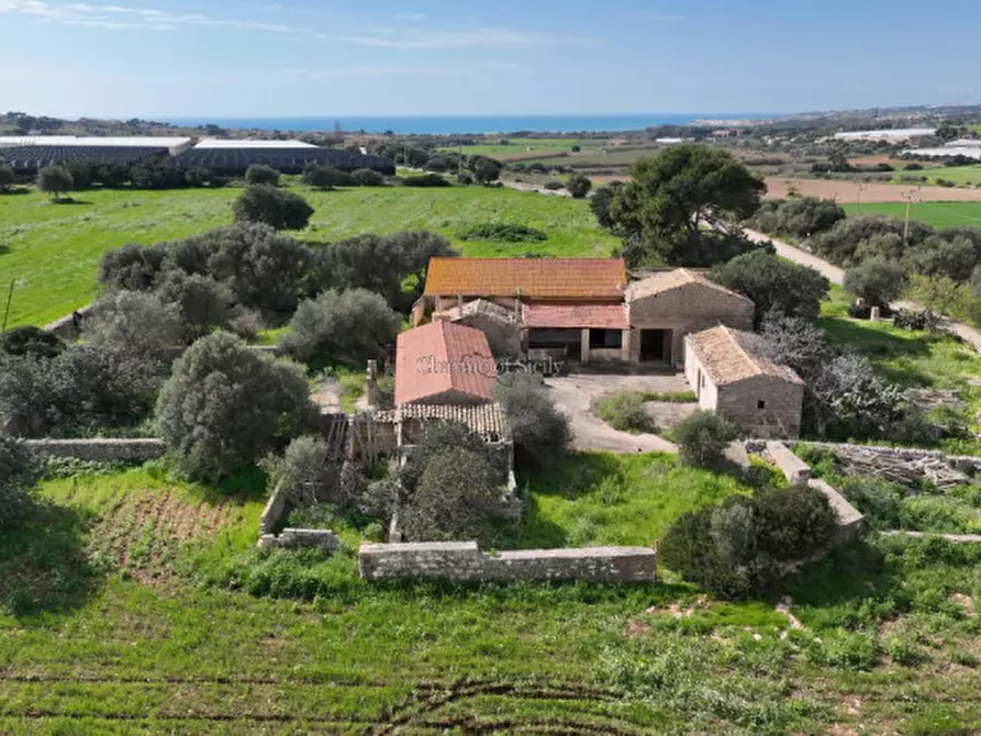 Immagine 3 di Rustico / casale in vendita  in CONTRADA CIARCIOLO a Modica