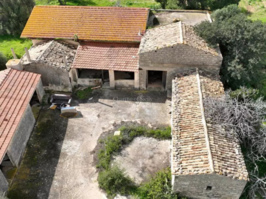 Immagine 10 di Rustico / casale in vendita  in CONTRADA CIARCIOLO a Modica