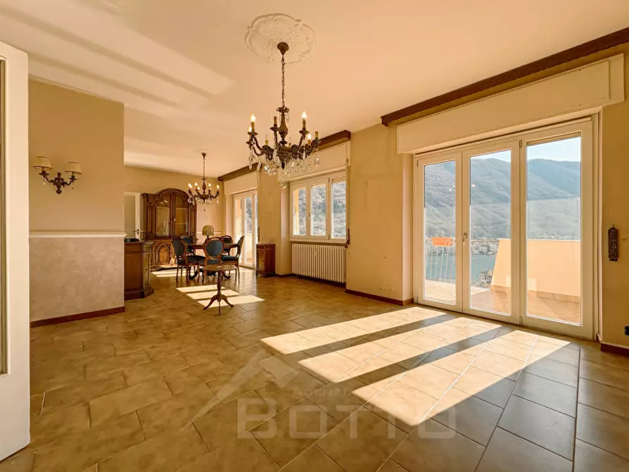 Immagine 2 di Appartamento in vendita  in Via Matteotti, 61 a Omegna