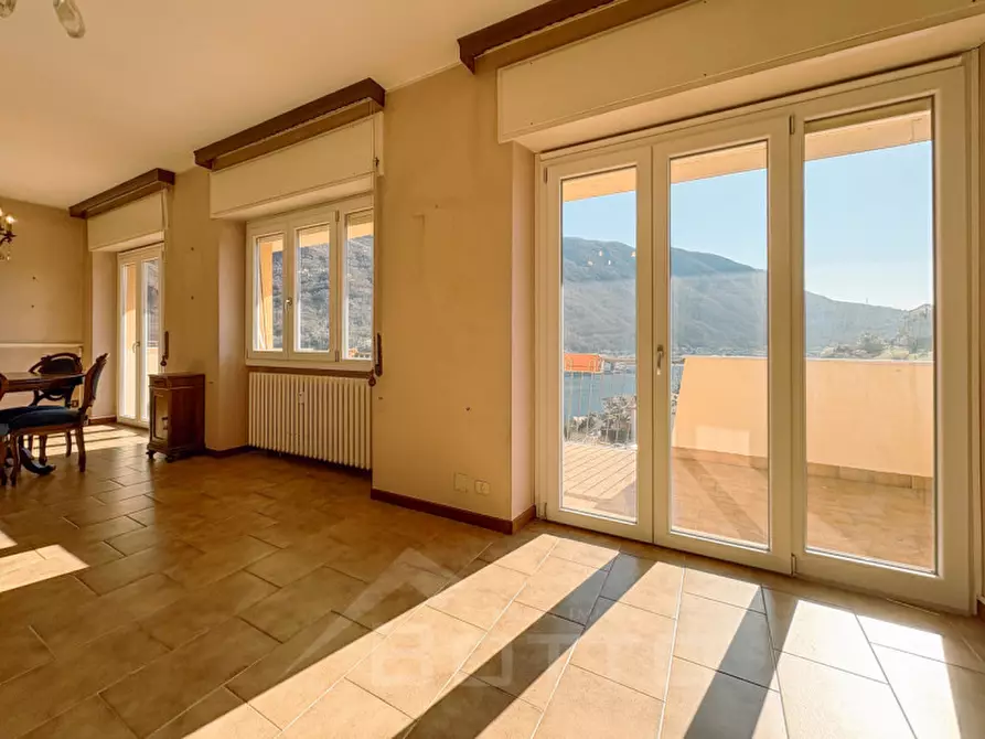 Immagine 7 di Appartamento in vendita  in Via Matteotti, 61 a Omegna