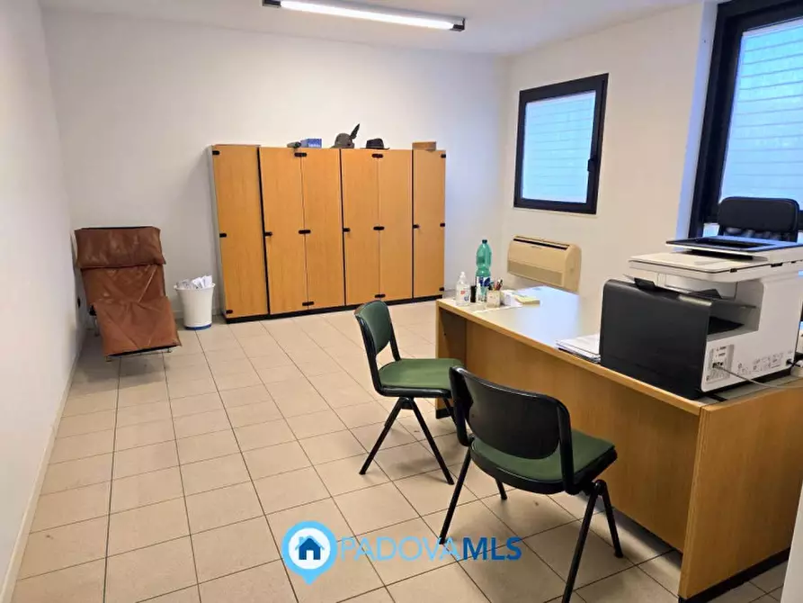 Immagine 2 di Ufficio in vendita  in Via Germania a Vigonza