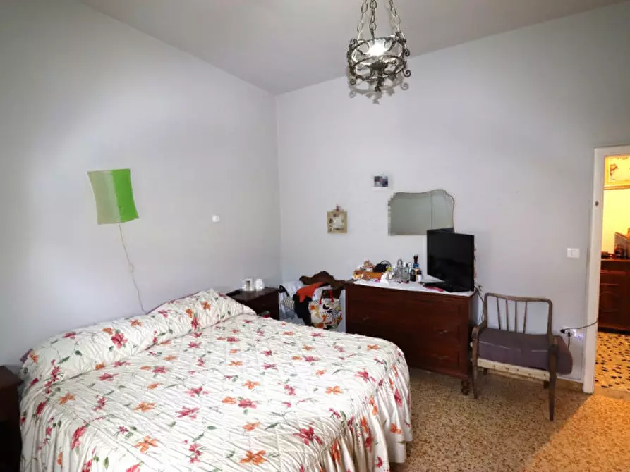 Immagine 13 di Casa bifamiliare in vendita  in Via Isonzo a Montevarchi