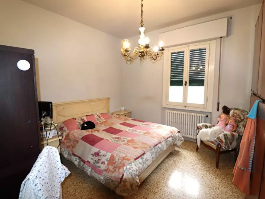 Immagine 15 di Casa bifamiliare in vendita  in Via Isonzo a Montevarchi