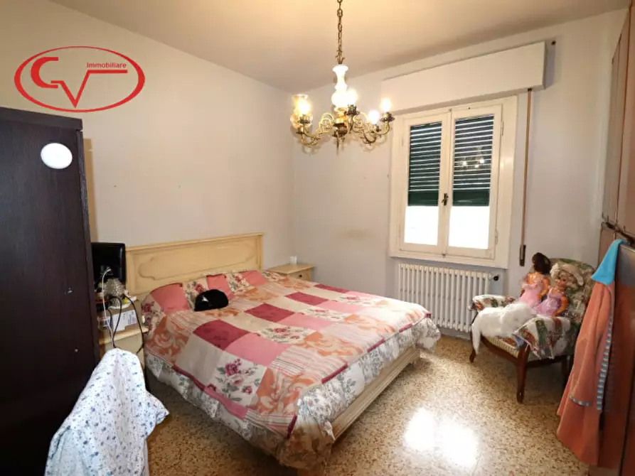 Immagine 16 di Casa bifamiliare in vendita  in Via Isonzo a Montevarchi