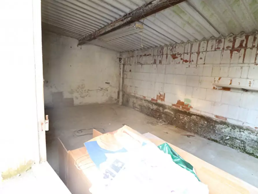 Immagine 50 di Casa bifamiliare in vendita  in Via Isonzo a Montevarchi