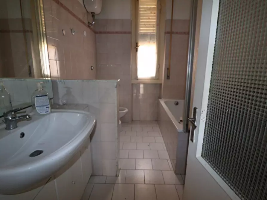 Immagine 62 di Casa bifamiliare in vendita  in Via Isonzo a Montevarchi