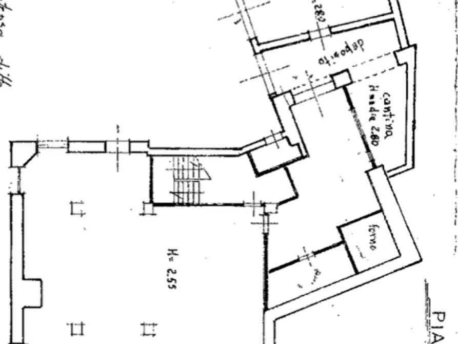 Immagine 26 di Villa in vendita  in Via Serroni a Giffoni Sei Casali