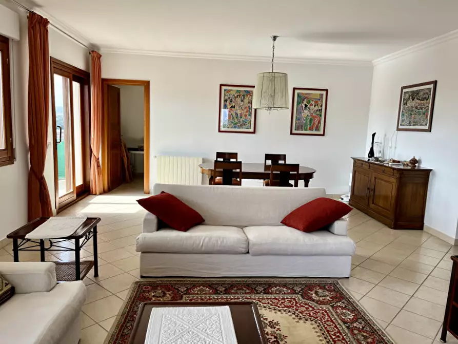 Immagine 2 di Attico in vendita  in Via Monferrato a Olbia