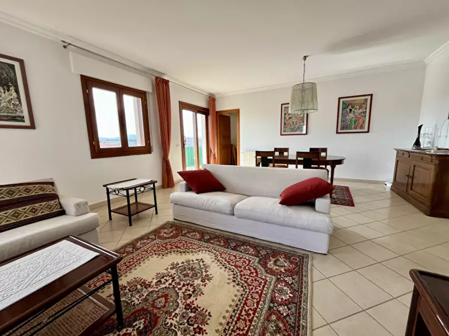 Immagine 12 di Attico in vendita  in Via Monferrato a Olbia