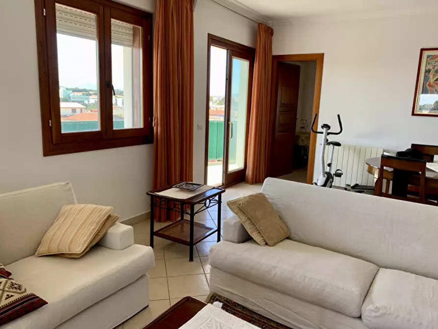 Immagine 15 di Attico in vendita  in Via Monferrato a Olbia