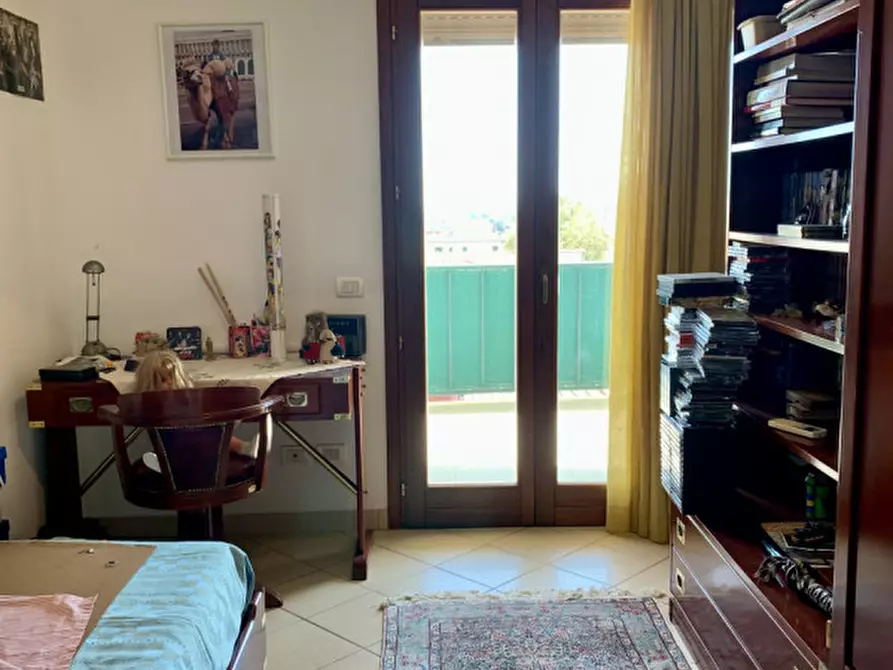 Immagine 31 di Attico in vendita  in Via Monferrato a Olbia