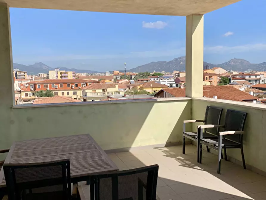 Immagine 44 di Attico in vendita  in Via Monferrato a Olbia