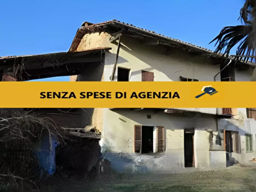 Immagine 1 di Villa in vendita  in Via Umberto I, 24 a Piova' Massaia