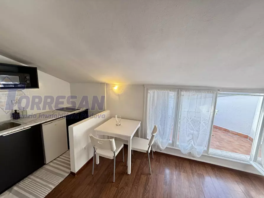 Immagine 5 di Appartamento in affitto  in VIA TIEPOLO 26 a Padova