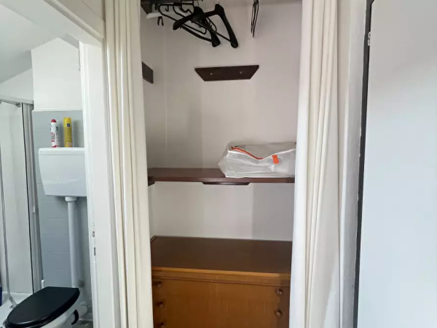 Immagine 26 di Appartamento in affitto  in VIA TIEPOLO 26 a Padova