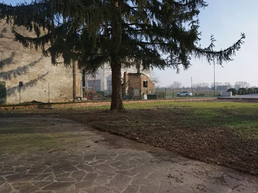 Immagine 25 di Villetta a schiera in vendita  in Strada Partigiani d'Italia, 35 a Sorbolo Mezzani