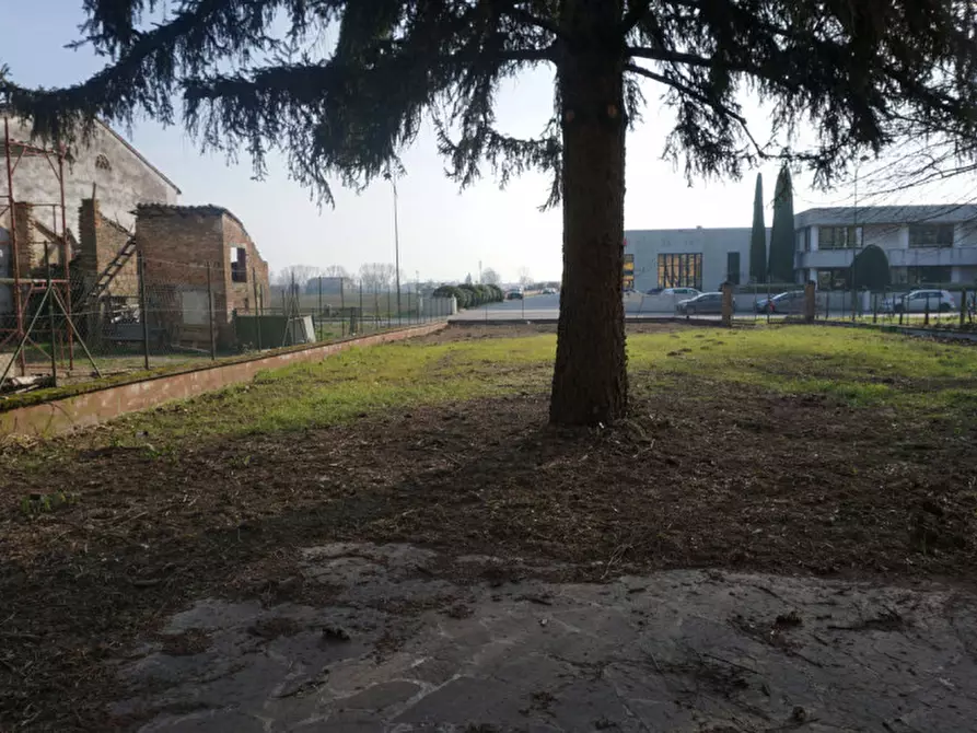 Immagine 27 di Villetta a schiera in vendita  in Strada Partigiani d'Italia, 35 a Sorbolo Mezzani