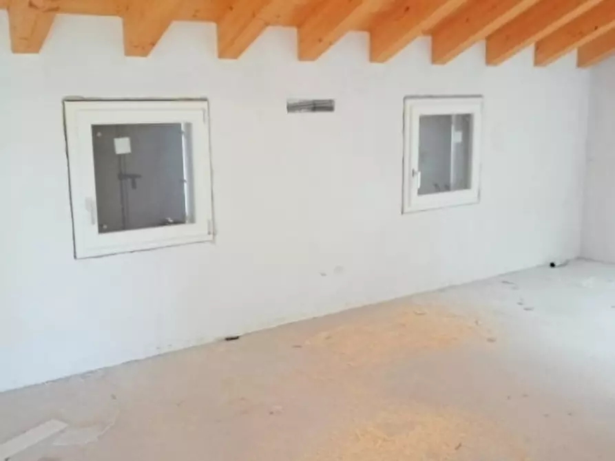 Immagine 2 di Villetta a schiera in vendita  in Via Montegrappa 160 a Salzano