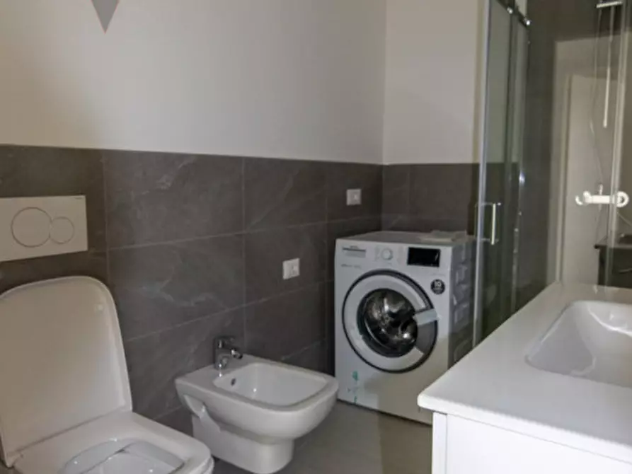 Immagine 13 di Appartamento in affitto  a Legnaro