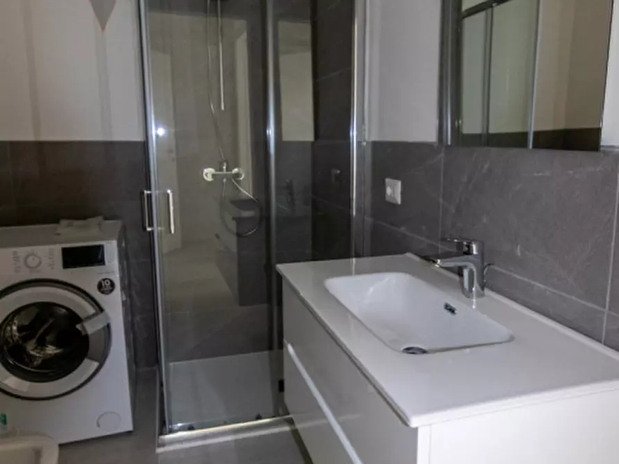 Immagine 14 di Appartamento in affitto  a Legnaro