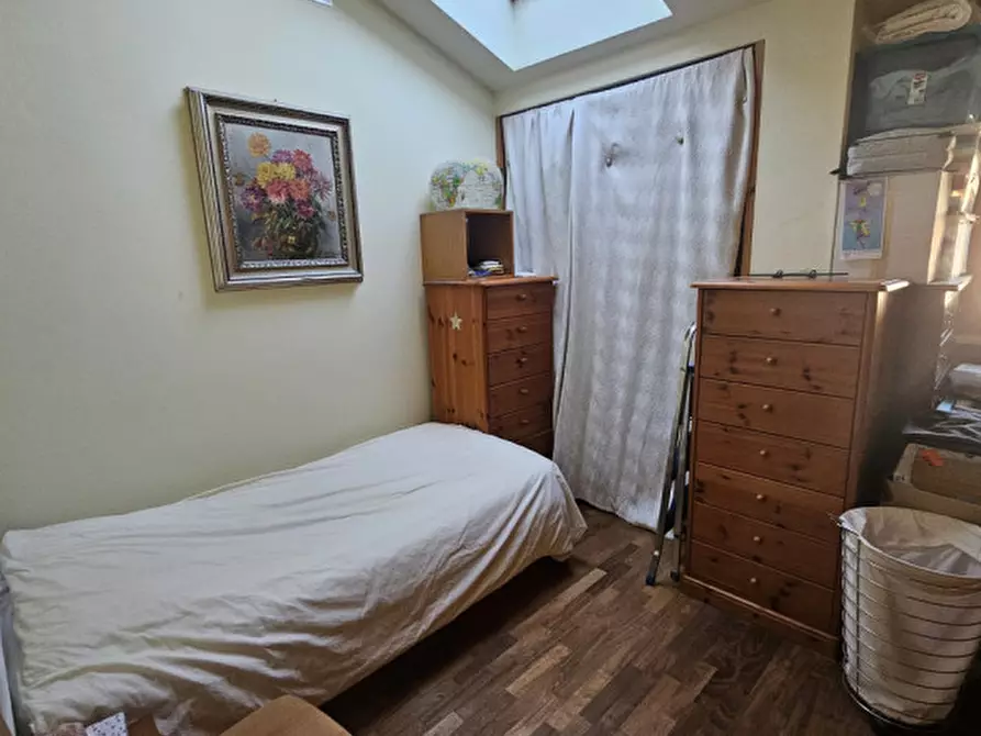 Immagine 33 di Appartamento in vendita  in vernante strada statale 20 a Vernante