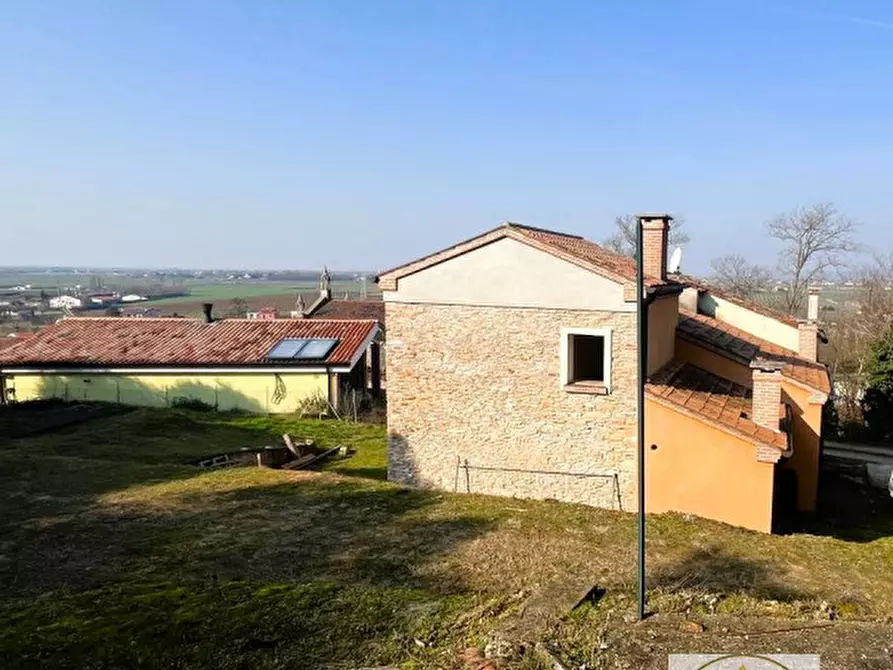 Immagine 12 di Casa indipendente in vendita  a Lozzo Atestino