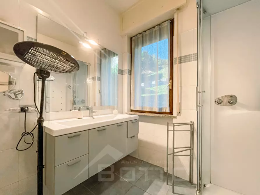 Immagine 25 di Palazzo in vendita  in Via al Poggio, 10 a Omegna