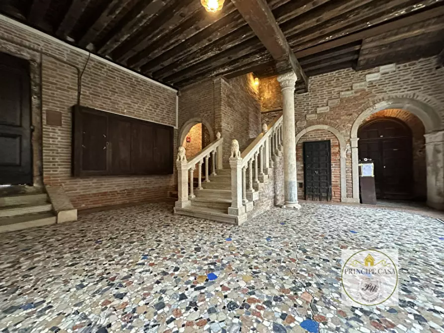 Immagine 16 di Appartamento in vendita  a Venezia