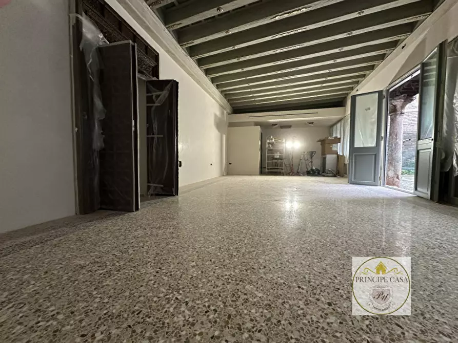 Immagine 21 di Appartamento in vendita  a Venezia