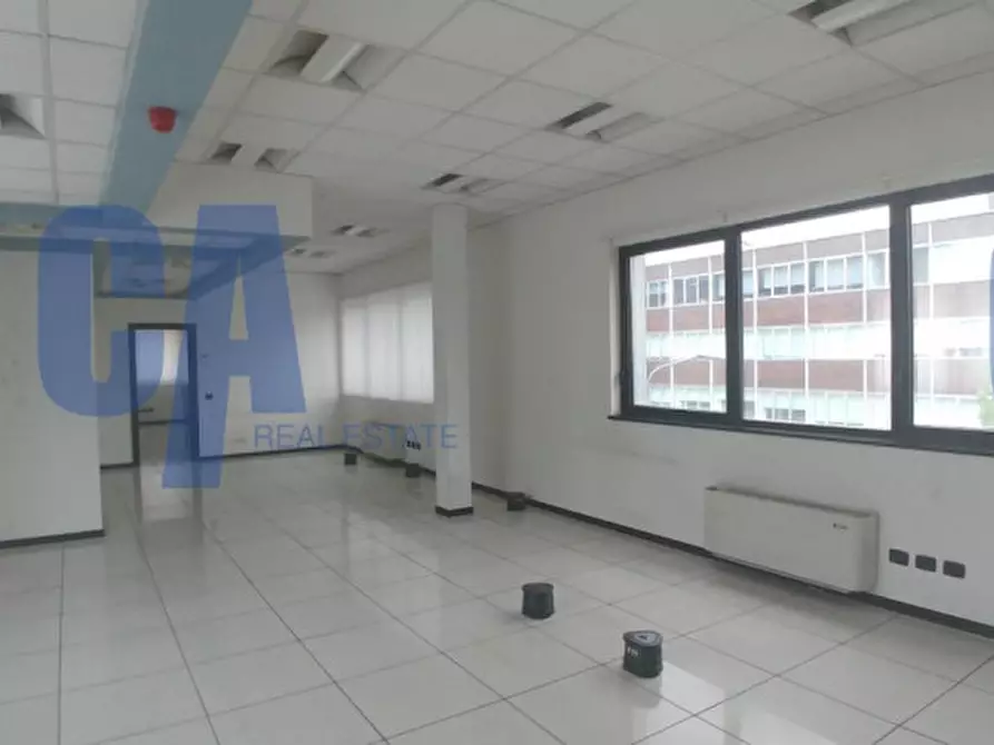 Immagine 18 di Ufficio in affitto  in VIA GROSIO a Milano