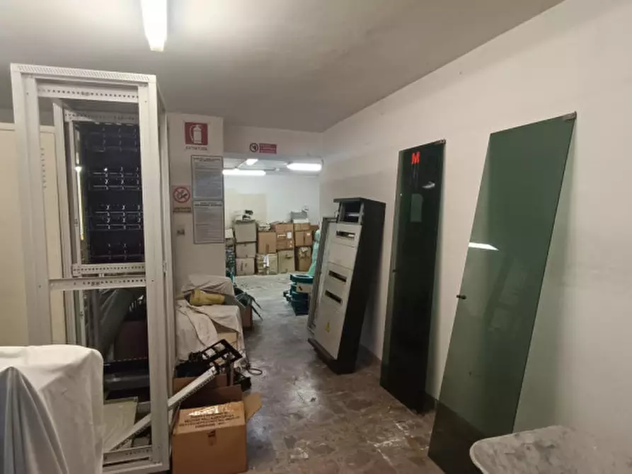 Immagine 9 di Magazzino in vendita  in Via Ruggero Torelli a Perugia