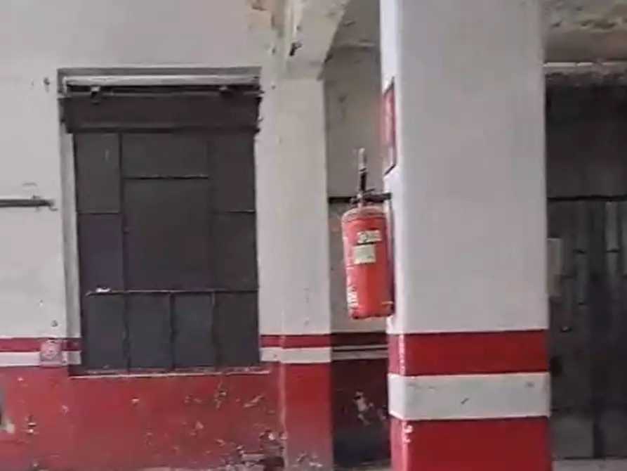 Immagine 5 di Negozio in affitto  in PIAZZA DELLE CURE a Firenze