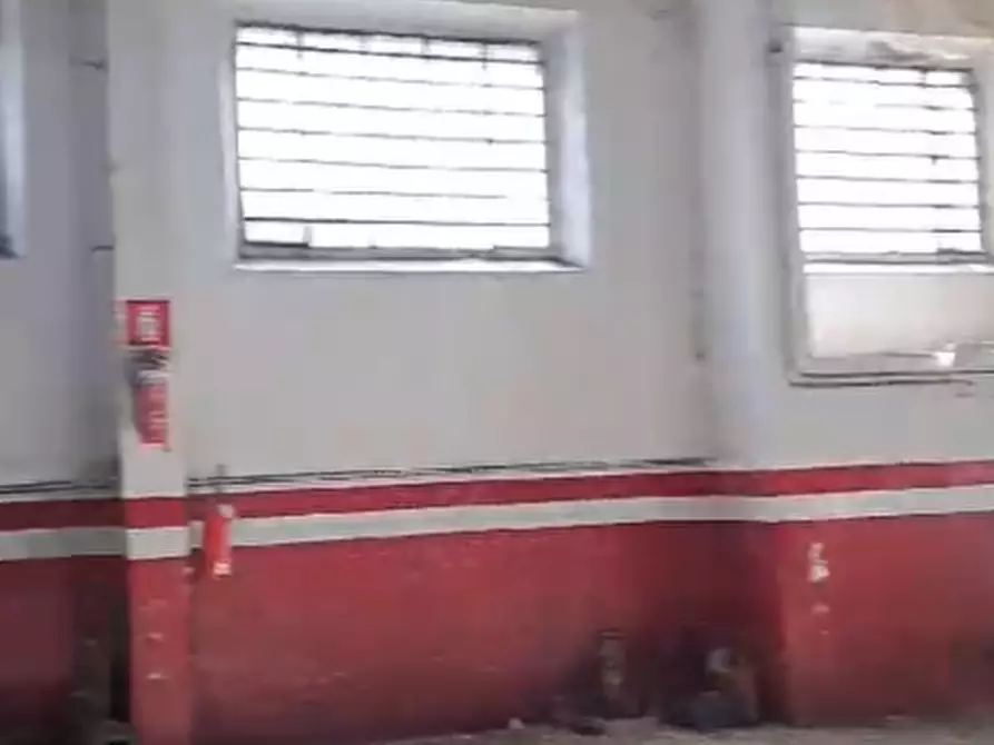 Immagine 8 di Negozio in affitto  in PIAZZA DELLE CURE a Firenze