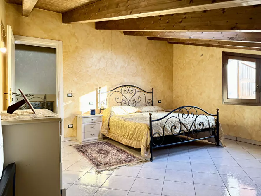 Immagine 33 di Villa in vendita  in VIA I MAGGIO N. 11 a Sissa Trecasali