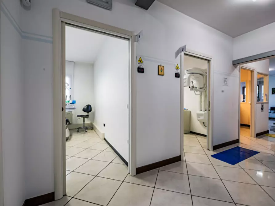 Immagine 7 di Ufficio in vendita  in Via Provinciale Sud a Fosso'