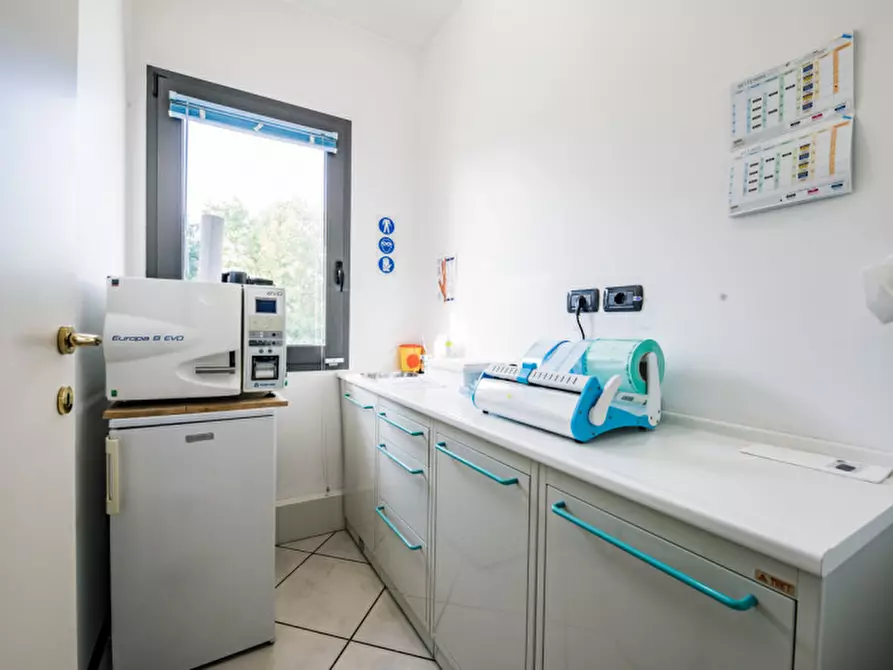 Immagine 8 di Ufficio in vendita  in Via Provinciale Sud a Fosso'