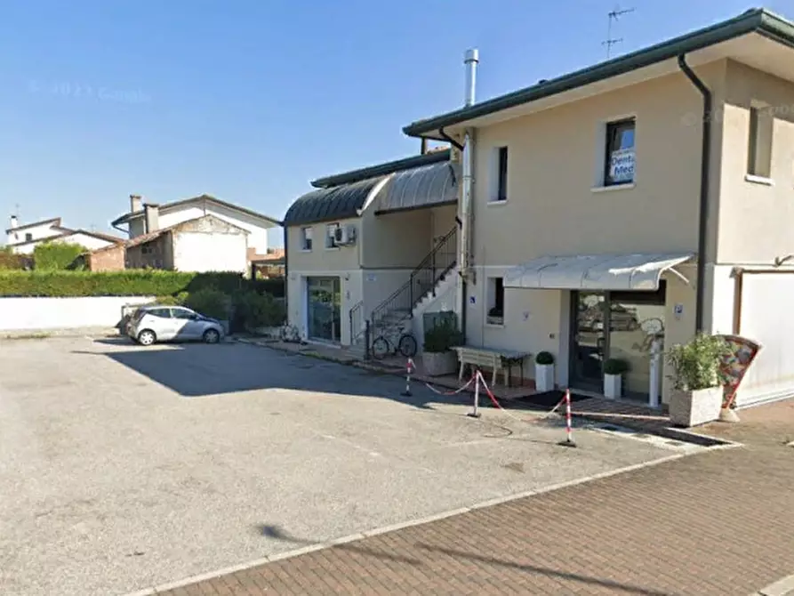 Immagine 9 di Ufficio in vendita  in Via Provinciale Sud a Fosso'