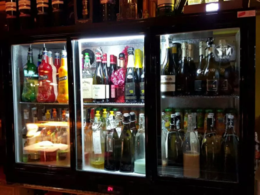 Immagine 2 di Attività commerciale in vendita  a Lignano Sabbiadoro