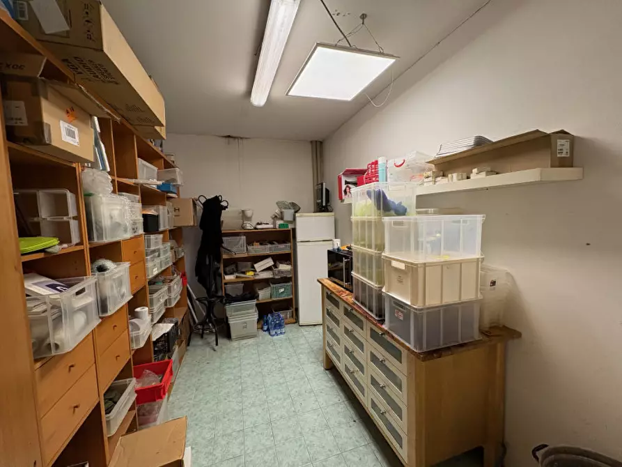 Immagine 8 di Capannone industriale in vendita  a Trento