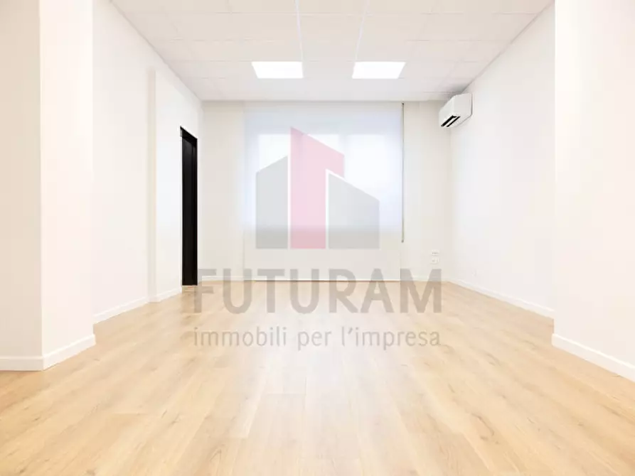Immagine 6 di Ufficio in affitto  in via Scrovegni a Padova