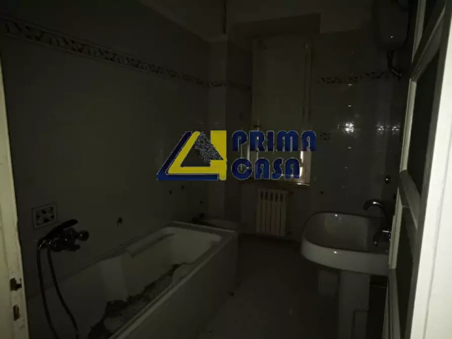 Immagine 8 di Appartamento in vendita  in Via B. Chimirri a Catanzaro